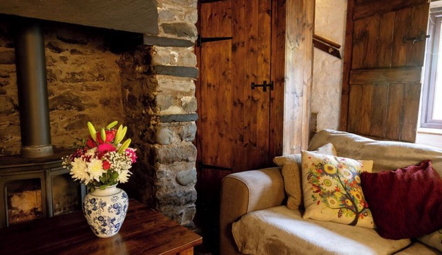 Deer House - cosy cottage in Wales for max. 4 people