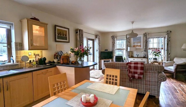 Dunadry Retreat -Spacious 2 bedroom ground floor apartment