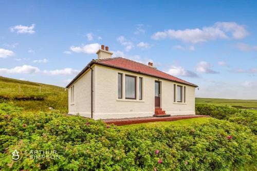 Dunard - Charming three bedroom cottage in Bigton in Sandwick