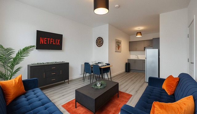 East Village 2-Bed Penthouse | Roof Terrace