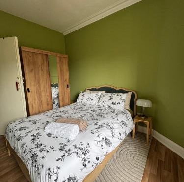 Edinburgh Central Flat