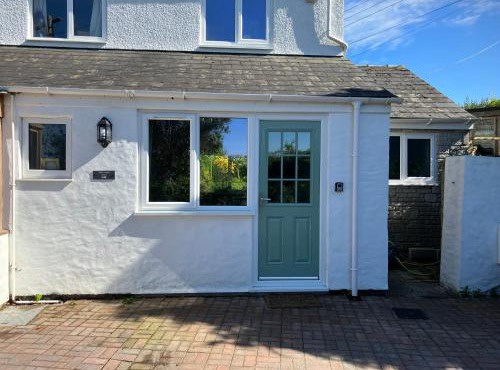 Elder Cottage Studio