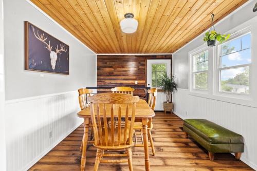 Fishing & Work-Friendly In A Prime Location in Boardman