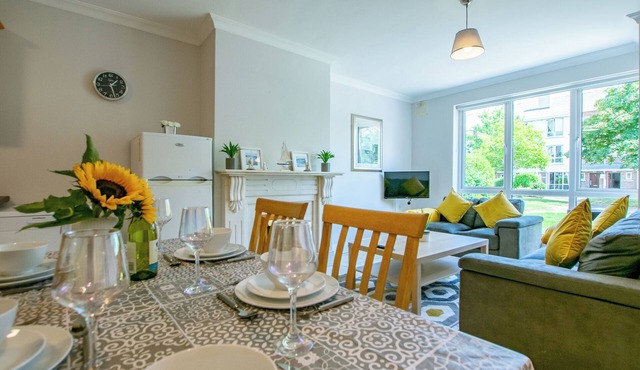Galway City Escape Townhouse
