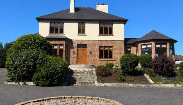 Gleneven House Cootehill
