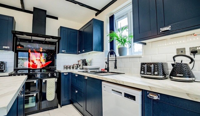 Guest Homes | Final Approach House