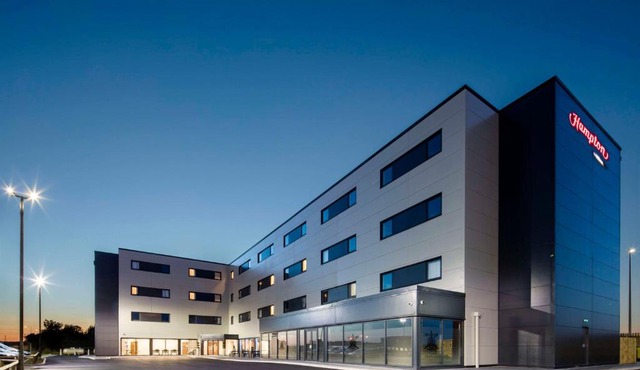 Hampton By Hilton Humberside Airport in Kirmington