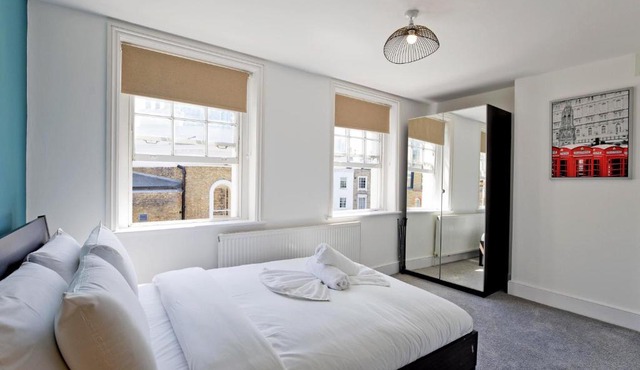Imperial Balfe Street Apartment