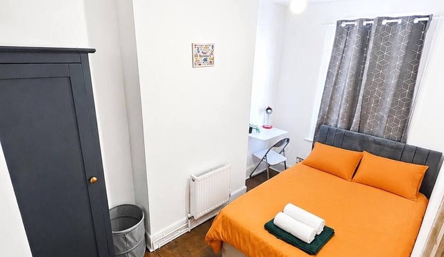 Large House for 7 Guests in Quiet Environment Se13