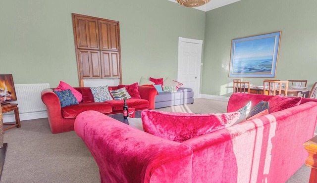 LAST MIN DISCOUNT|Central Gem|Parking|Families