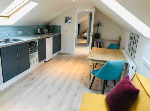 Lovely 1 bedroom loft with amazing Ocean view