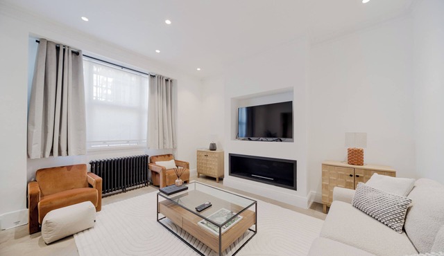 Lovely 2 Bedroom Flat in the Heart of Kensington