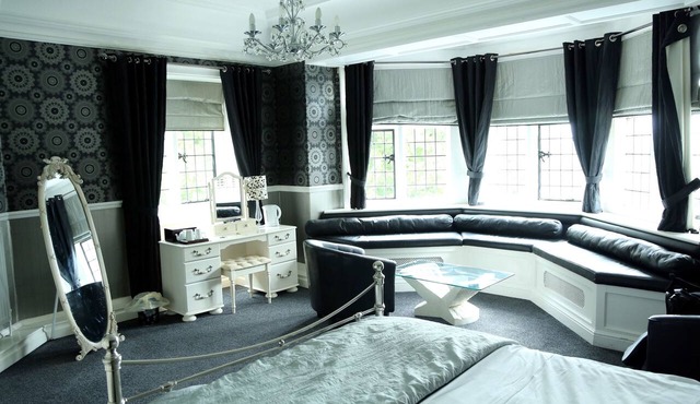 Maes Manor Hotel