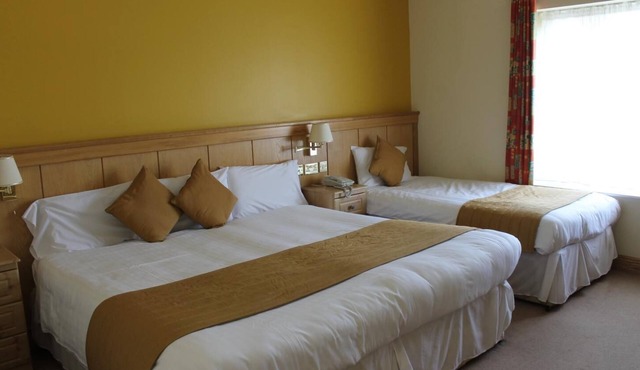 Mahons Hotel