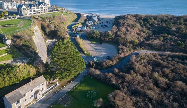 Maytree Cottage - 4 Bedroom Holiday Home - Tenby