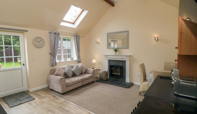 Midsummer Cottage