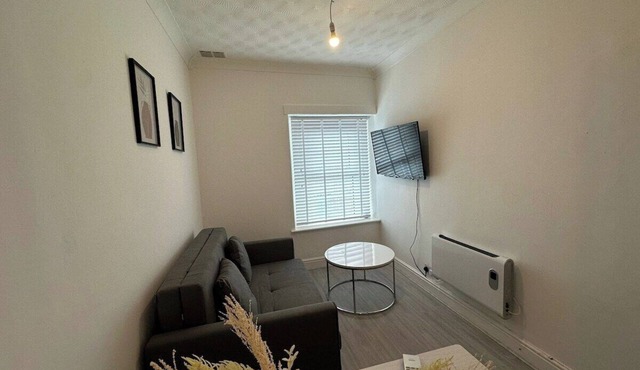 Modern & Stylish 1 bedroom flat