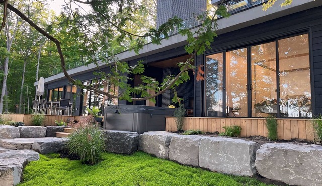 Modern Lakefront Gem on Clear Lake in Selwyn