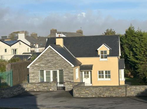 Number 7 Bank House