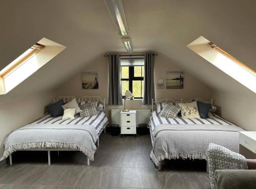 Omagh Studio b&b with Continental Breakfast Inc