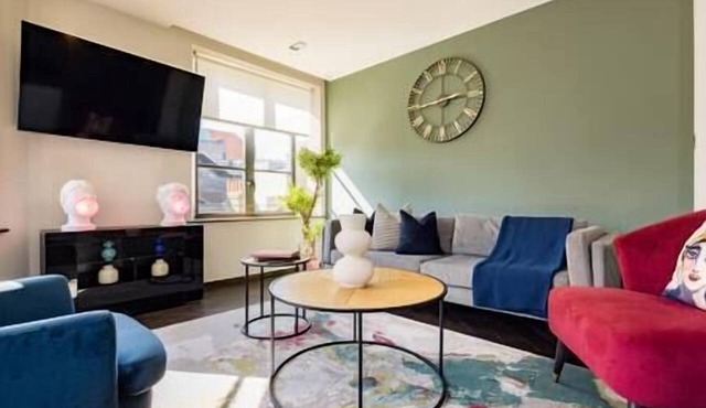 Oxford Circus Stat 2Bed 2.5Bath