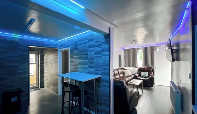 Perfect Couple Retreat To Relax With Hot Tub&sauna