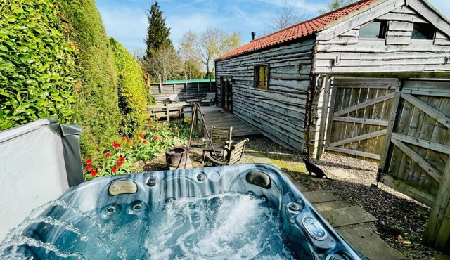 Poppy Lodge - One Bedroom House, Sleeps 2 in Newsham