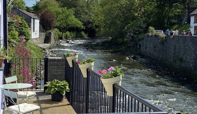 Riverside Apartment in the heart of the Harbour Town of Aberaeron in Aberaeron