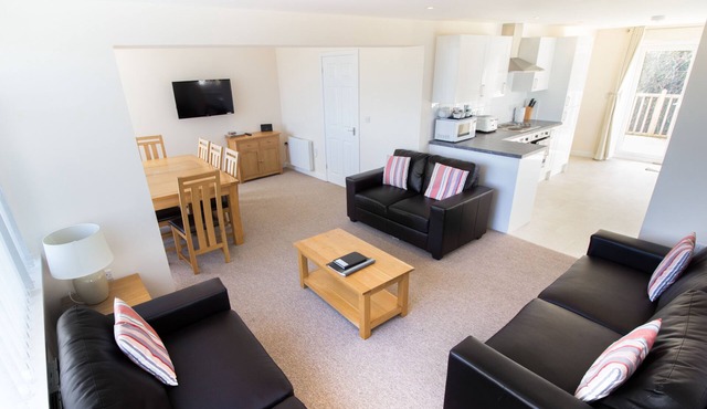 Seaview Holidays - Salterns Village