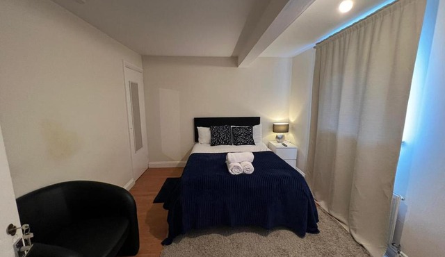 Shared House in Chakeshill Drive