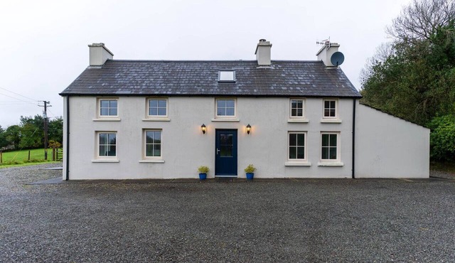 Sneem Farmhouse – Peaceful Countryside Retreat in the Heart of Kerry
