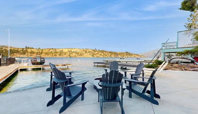 Soak Up Some Sunshine - S. Lakeshore Cabin in Chelan