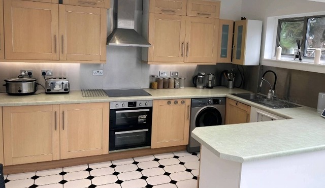 South London Deluxe King Room T5
