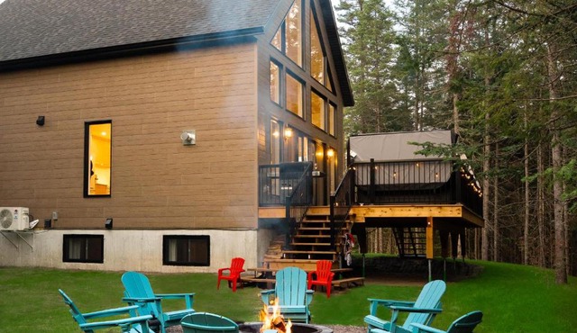 Spa & Pool Table Shared pool - Chalet Taiga in Valcartier Station