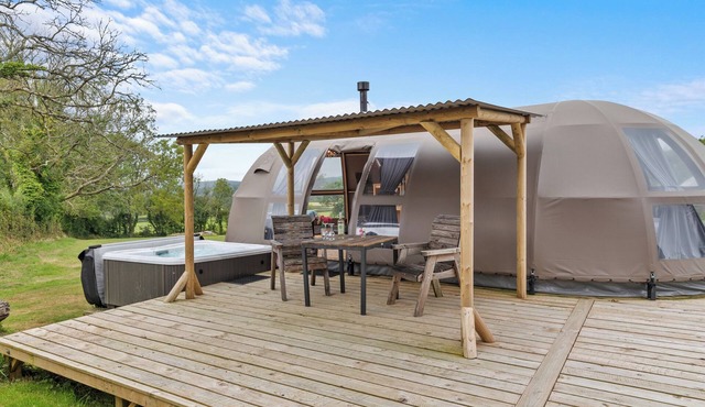 Stargazer 1 (Sleeps 4)