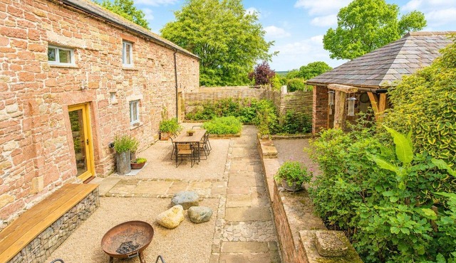 Stonethwaite Barn, Dalston - a luxurious, dog friendly barn