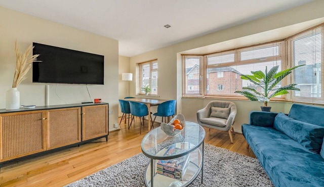 Stylish 2BR Apartment Parking x 2 Oxford - Pass the Keys