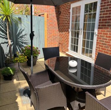 Sun Terrace Lodge Weybridge