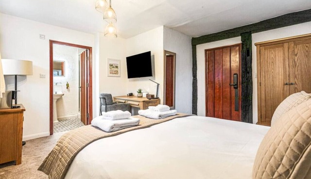 The George Inn Rooms - Room 3