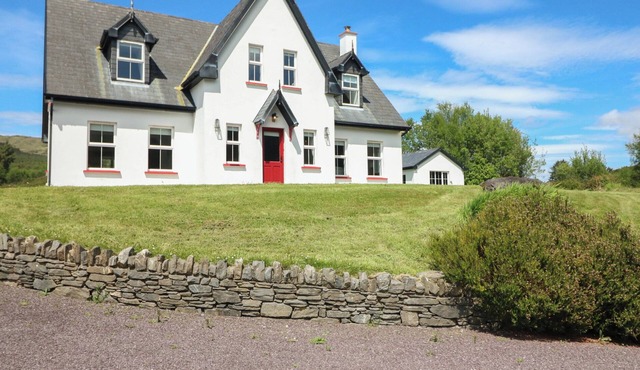 THE SKATING ROCK, pet friendly in Kenmare, County Kerry