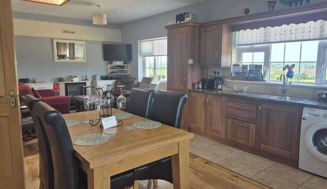 Tranquil Cottage Retreat in Kells, Leitrim