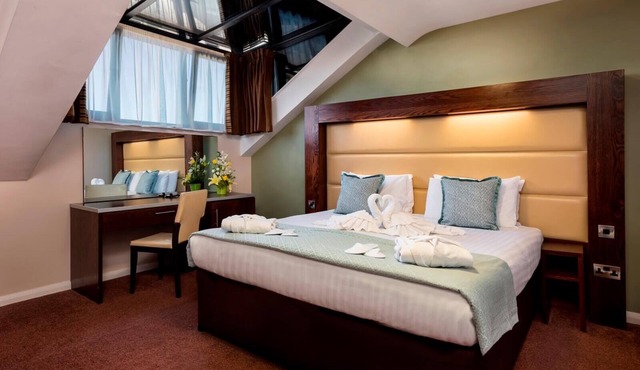 Treacy's Hotel
