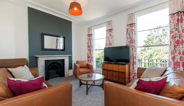 Trinity Retreat - Just a few minutes walk to Margate Old Town and Beach