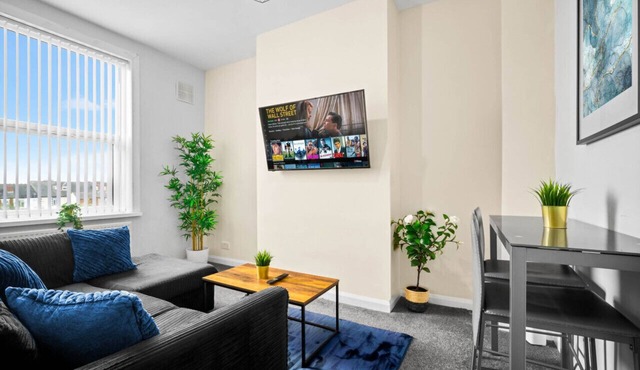 Two Bed Apartment - Smart TV - WIFI