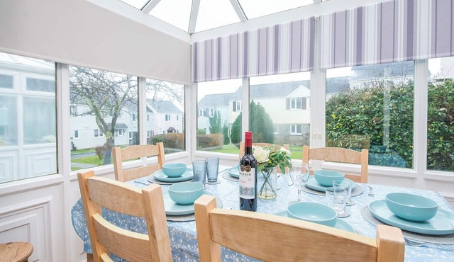 Weavers Cottage, Holiday Cottage Ivy Tower Village, St Florence, Sleeps 6, 3 bedrooms, bathrooms