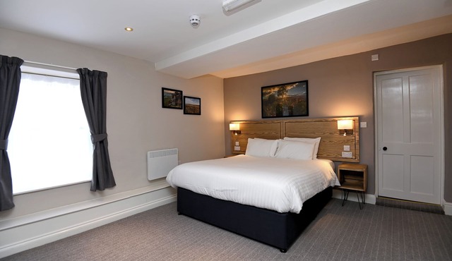 Wheatsheaf, Baslow by Marston's Inns