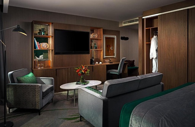 Carlton Hotel Dublin Airport 