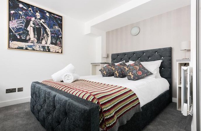 London Warehouse 3 Bedroom