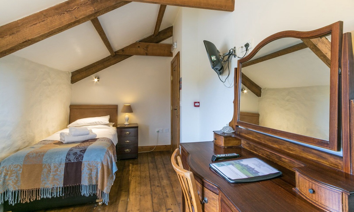 Port Talbot Bed & Breakfast | The Barn B&B
