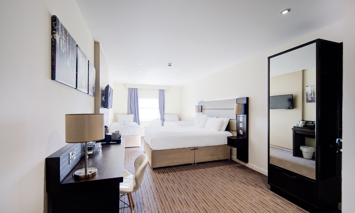 Newport Hotel | Belvilla Newport City Centre Hotel - Lifestyle